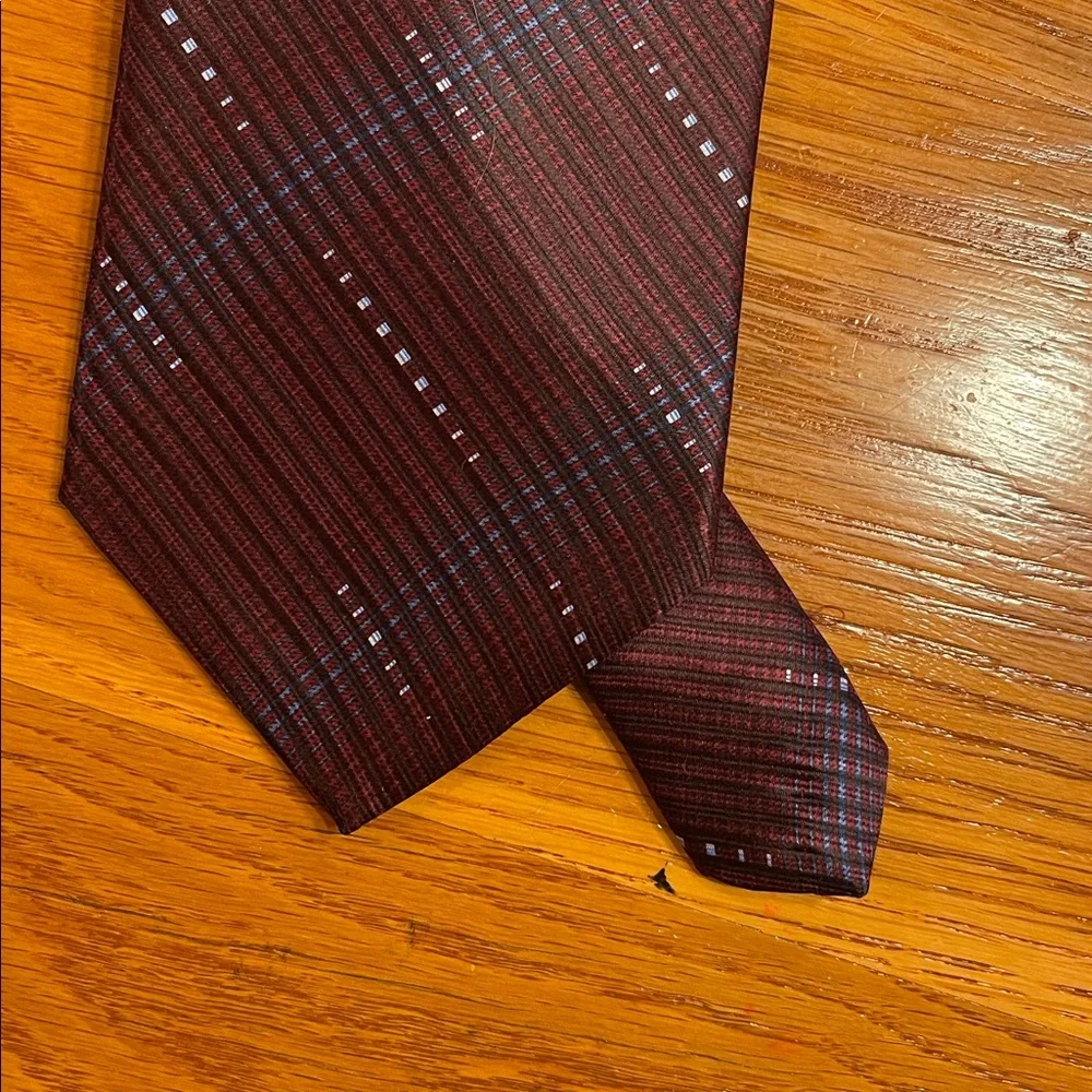 Geoffrey Beene Burgundy Plaid Silk Tie 58” Classic - Picture 4 of 7